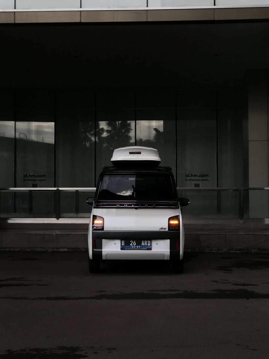 WULING AIR EV LONG RANGE 300 KM 2022

CASH 120JT NEGO DEPAN UNIT

Bebas Laka &amp; Banjir
NIK 2022
Battery Health 97%
ODO 38RB
Service Record Wuling Rutin
Pajak On Panjang 2026
Full Set
Tangan Pertama Garansi Resmi Berlaku

📍CIBUBUR
KOMPLEK KRANGGAN PERMAI
WA 0818-0739-9990