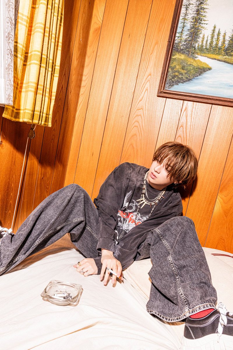 EVILLINERECORDS's tweet photo. 【#Bimi（@ise_ise_oysy）】

◤￣￣￣￣￣￣￣￣￣￣￣￣
2026年3月18日(水)リリース💿
Digital New EP『【人】／INORI』
ジャケット＆
新アーティストビジュアル公開!!　　　　
＿＿＿＿＿＿＿＿＿＿＿＿◢

🔍詳しくはこちら
 https://t.co/E5DbANYkdU

📱ˊ˗予約
https://t.co/xPkNMEwXzM https://t.co/r3SiVt0MtO