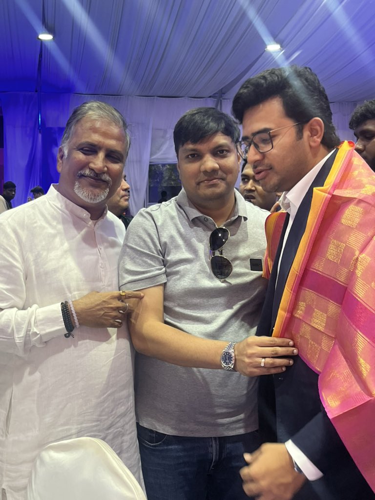 BjpRanka's tweet photo. Nice to meet Sri @Tejasvi_Surya ji https://t.co/9ZZBSFu8Cj