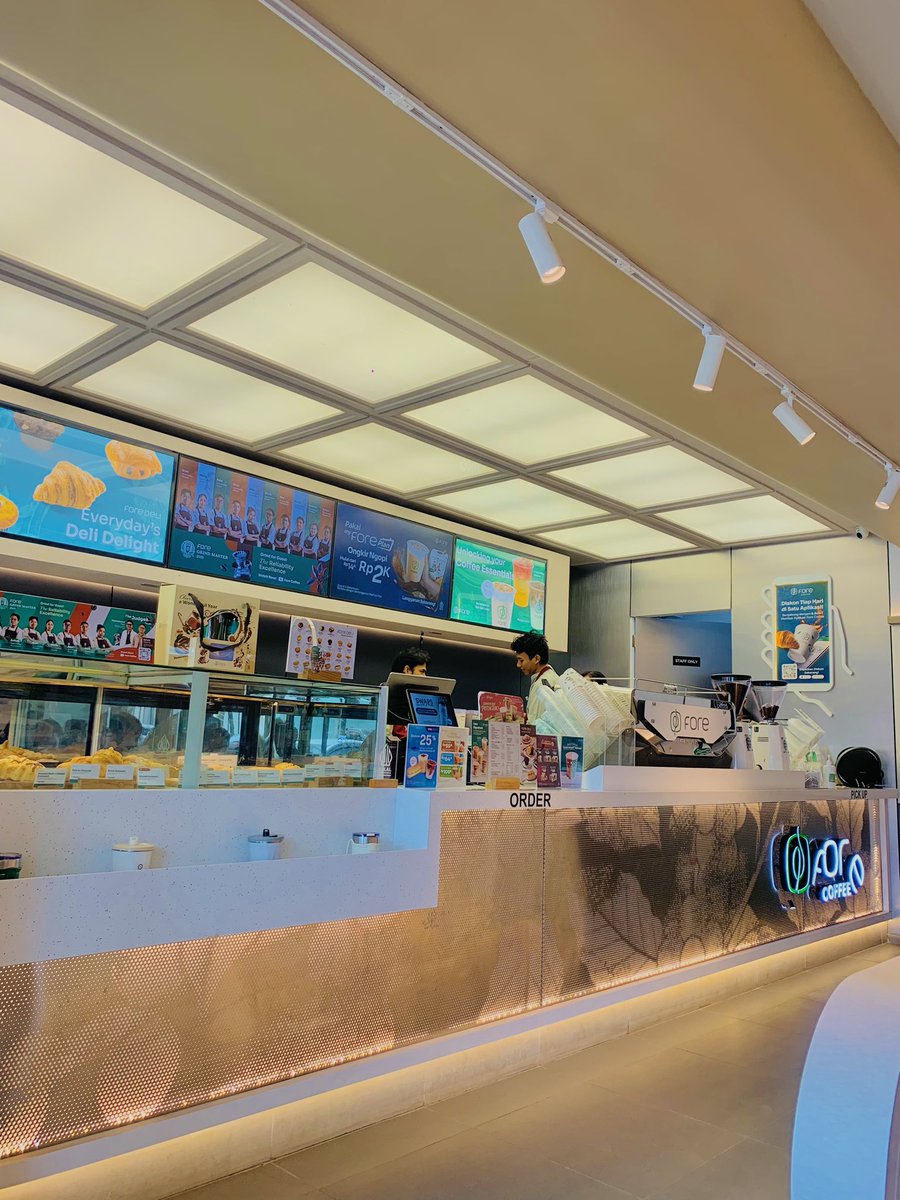 Aku kalo bisa setiap hari minum berry manuka pun gapapa, kalo bisa stok yg literan di rumah.