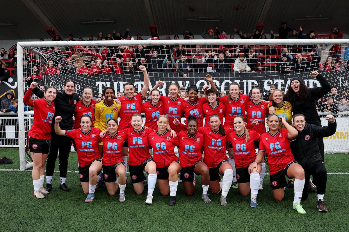 ChathamTownWFC's tweet photo. Huge thanks to all 1,671 supporters, our community, families &amp; first-time visitors at our Adobe Women’s FA Cup R4 tie.
Thanks to Smoothflow, More Than Words &amp; MPG together we set a new women’s attendance record.

History made ❤️⚽
Join us for the live draw tonight, 7pm! https://t.co/JhwPGbGozW