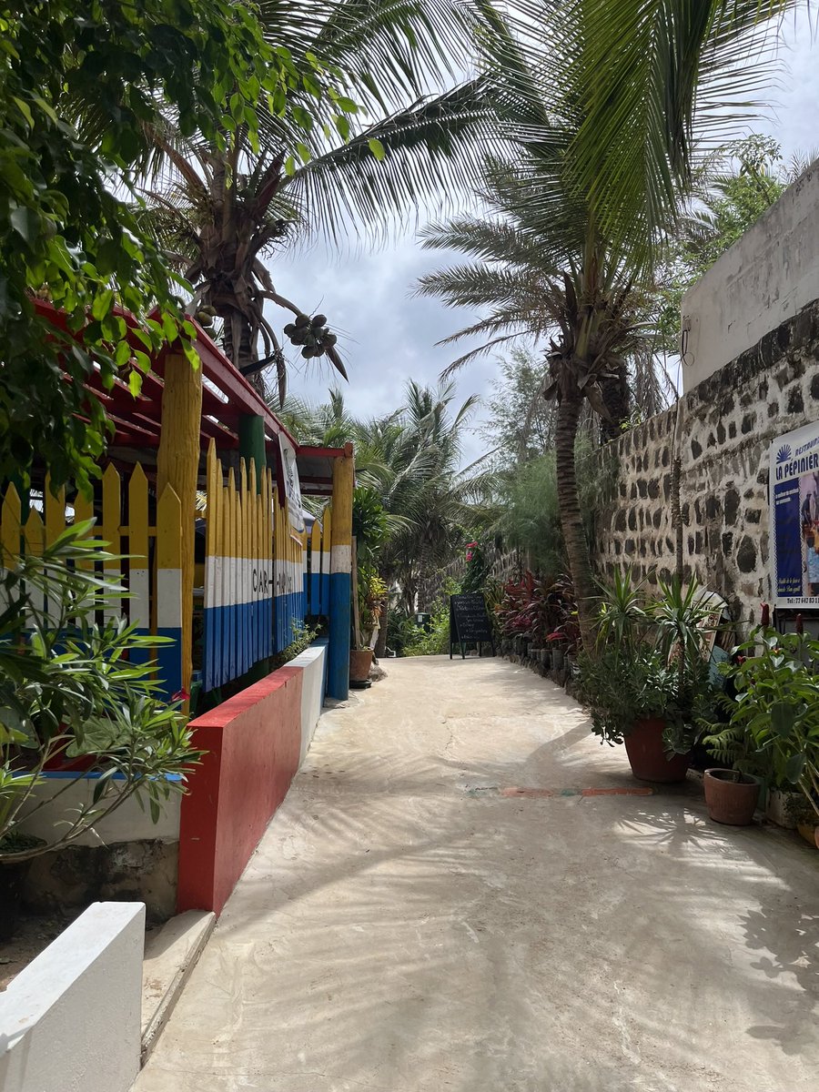 3thna's tweet image. MDRDRRR bah comme toujours quoi??