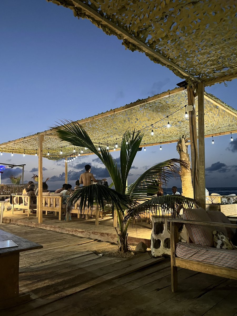 3thna's tweet image. MDRDRRR bah comme toujours quoi??