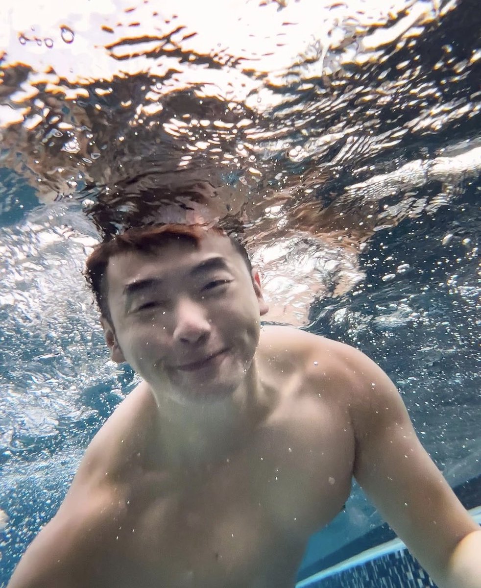 花生點評 tweet media