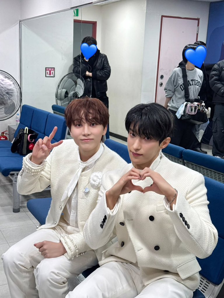 sounds_of_cheol's tweet image. pledis_boos 🤍