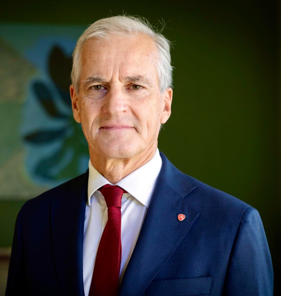 إياد الحمود tweet media