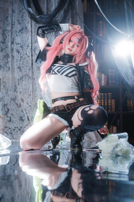 Twitterのコスプレ画像2