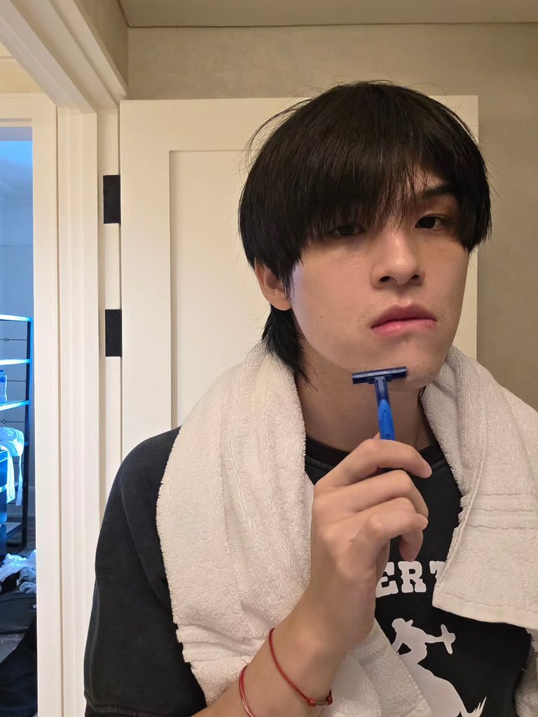 isknnu's tweet image. ตากลม ๆ เหมือนไข่มุกเยย น่ารักง่า อยากกินชานมไข่มุก 🧋🧋🧋🧋🐶🐶

#skywongravee