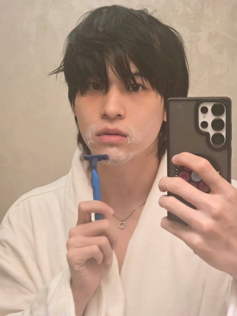 isknnu's tweet image. ตากลม ๆ เหมือนไข่มุกเยย น่ารักง่า อยากกินชานมไข่มุก 🧋🧋🧋🧋🐶🐶

#skywongravee