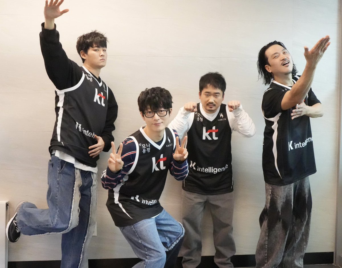 #PHOTO

2026.01.11 KT 스노우페스티벌
올해는 여러 경기장에서 자주 뵈었으면 좋겠네요~ 
함께해주신 모든 분들 감사합니다 🎸🤘✨

#국카스텐 #Guckkasten
#KT소닉붐 #KT스노우페스티벌