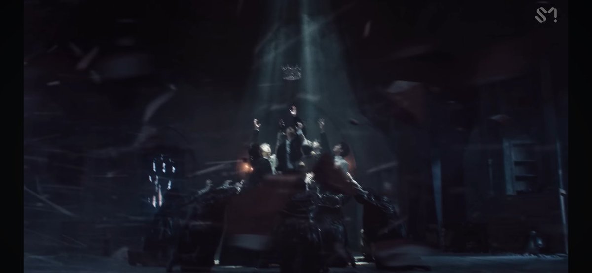 kokokbop's tweet image. EXO IS BACK!!!!!!!!!

EXO KINGS ARE BACK
#EXO_CROWNOutNow
#StreamREVERXE #EXO_REVERXE
@weareoneEXO