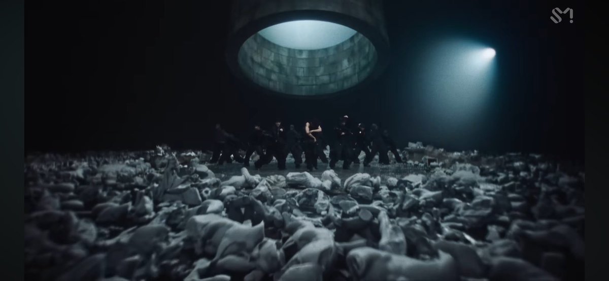 kokokbop's tweet image. EXO IS BACK!!!!!!!!!

EXO KINGS ARE BACK
#EXO_CROWNOutNow
#StreamREVERXE #EXO_REVERXE
@weareoneEXO