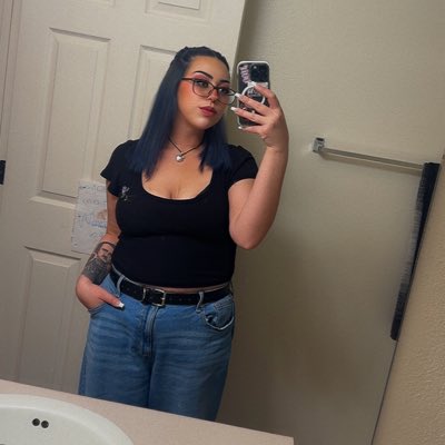 stonepenguin710's tweet photo. #NewProfilePic https://t.co/noT3dEtJsf