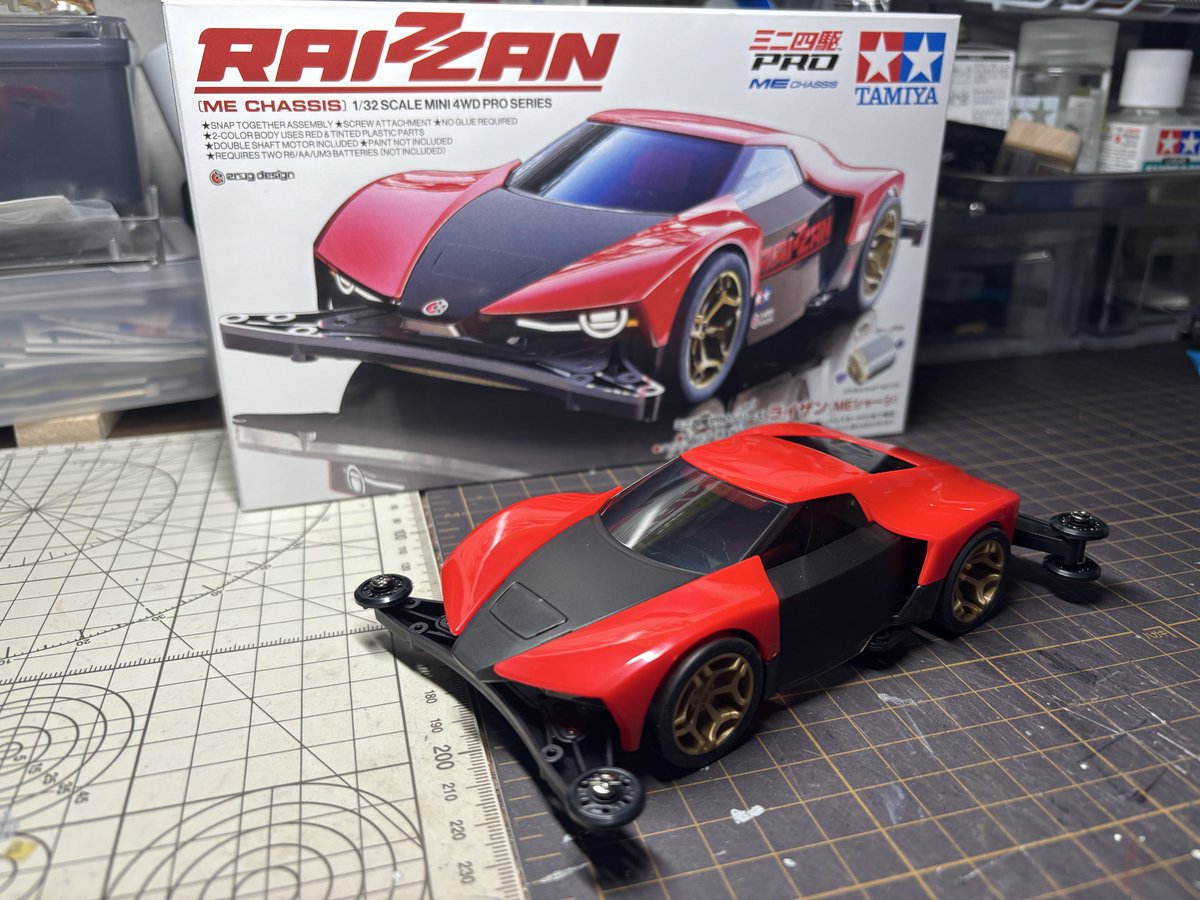 Tony_nish0412's tweet image. コンデレとかやる前に、やっぱ素組はしておかないとイメージ湧かない！
#ミニ四駆 #ライザン 
ライザン素組立完了🙌✨

とてもカッコいい✨
久しぶりにスポーツカーのプラモを作った気分になりました🏎️✨
電池入れて回した感じもいい感じ
