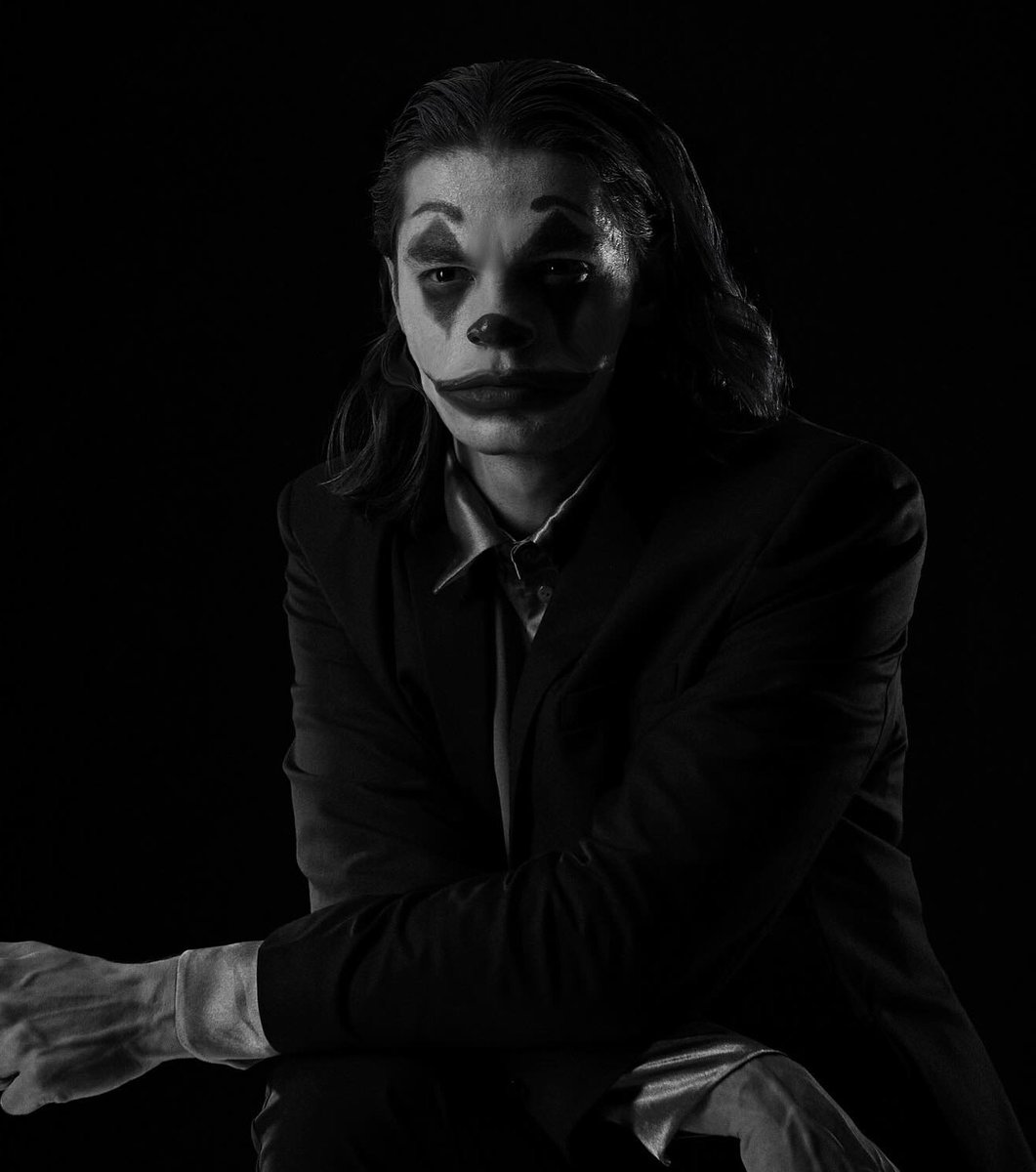 DeanH2014's tweet photo. “I exist, that is all, and I find it nauseating”
#Cosplayer #ExistentialCrises https://t.co/nMXHYQinef