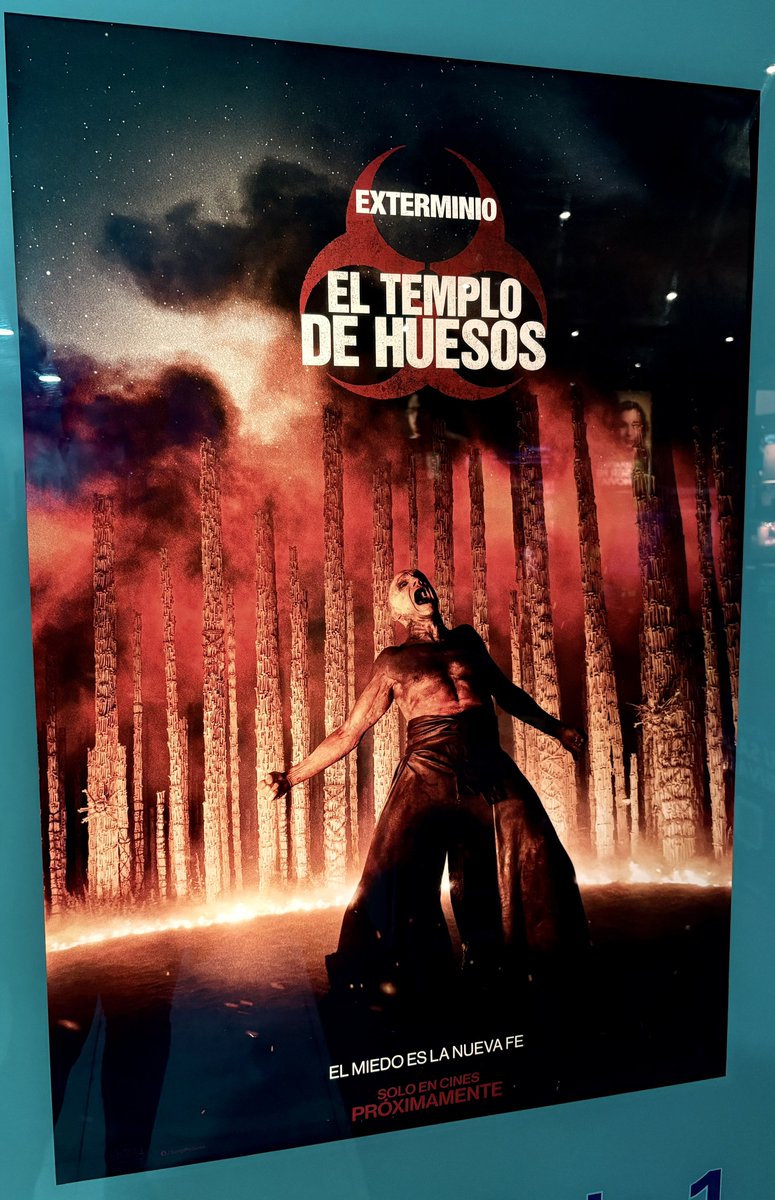 SebasGar_99's tweet photo. Que brutal es #28YearsLaterTheBoneTemple , me gustó muchísimo más que la anterior y amplia cañón el panorama que ya nos había presentado, además de ese final que definitivamente no vi venir.

Ralph Fiennes y Jack O’Connell se llevan completamente la peli, JOYA. 💎🧟‍♂️ https://t.co/nXv1O2xfQu