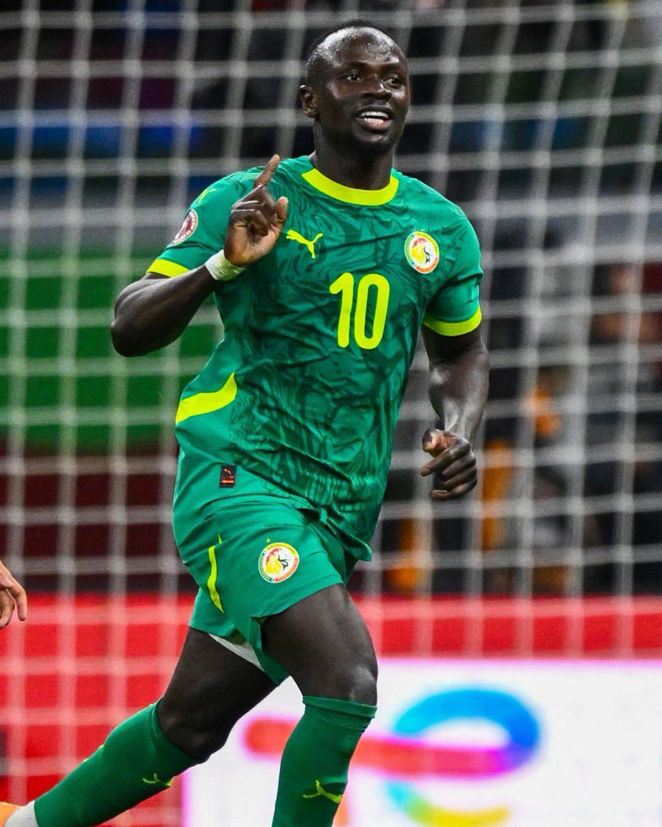 You just can’t hate this man nomatter which team you support Sadio Mane is an incredible human being  🔥