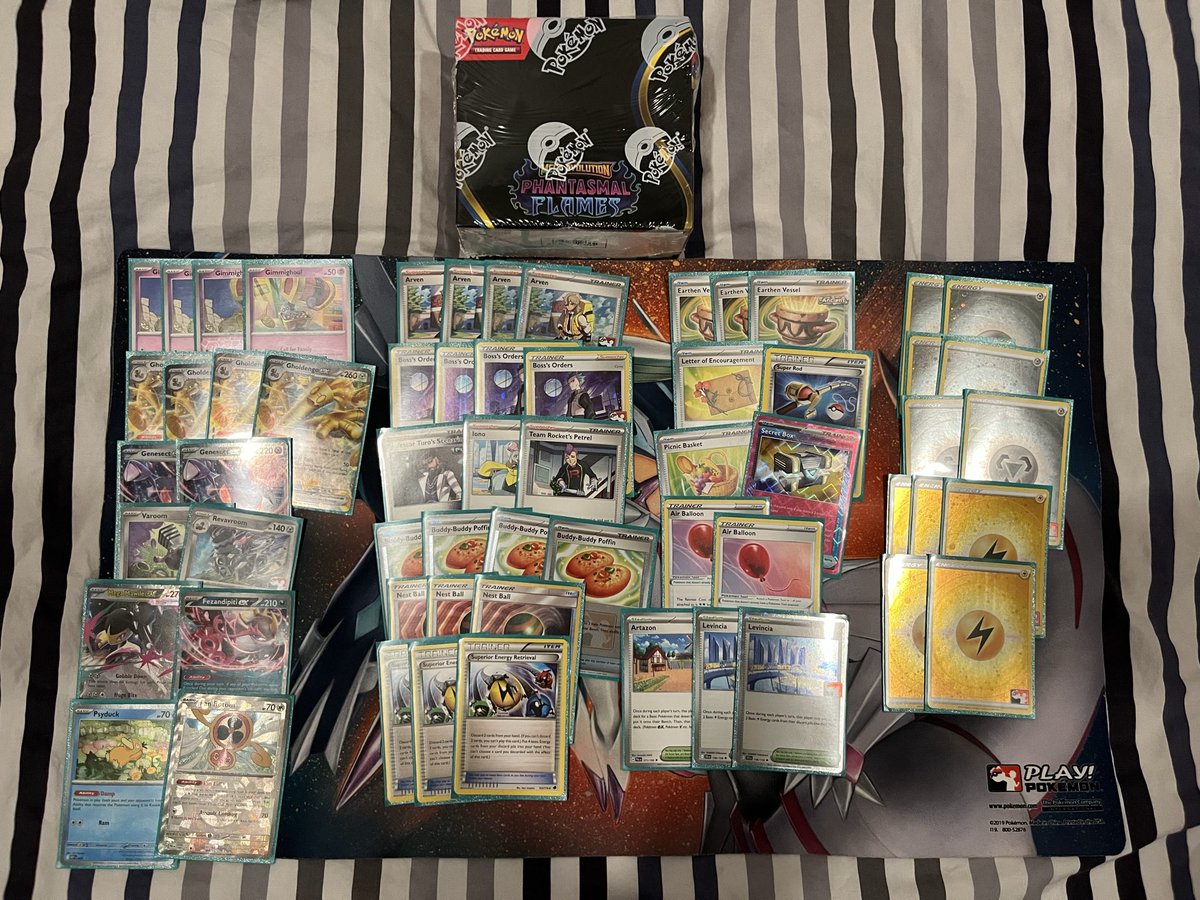 Safewaypolice's tweet photo. 72nd at Toronto regionals with rockless Dengo! Deck is genuinely great and improves a lot of your matchups (except mirror), shoutout @s9aceboy for the duck idea, Really improves tera Zard and saved me in a Pult game as well (even if you don’t generally bench it in that matchup). https://t.co/HSQ3iWEkhn