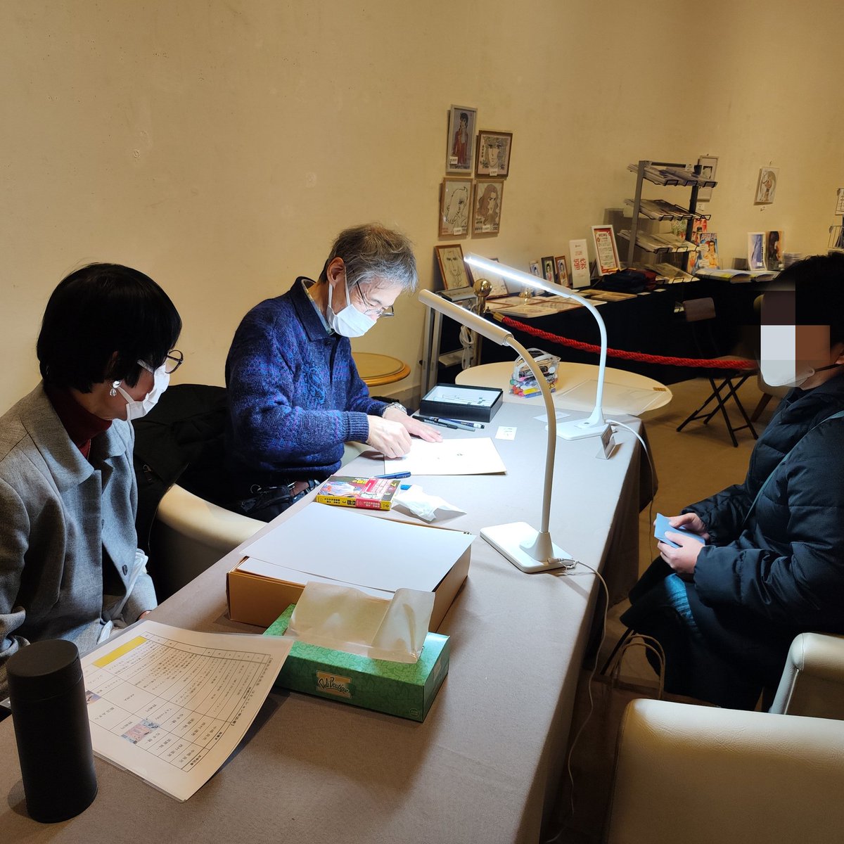 Informatio36704's tweet image. 神矢みのる先生のサイン会。写真もう一度上げときます。
# 神矢みのる
#プラレス三四郎