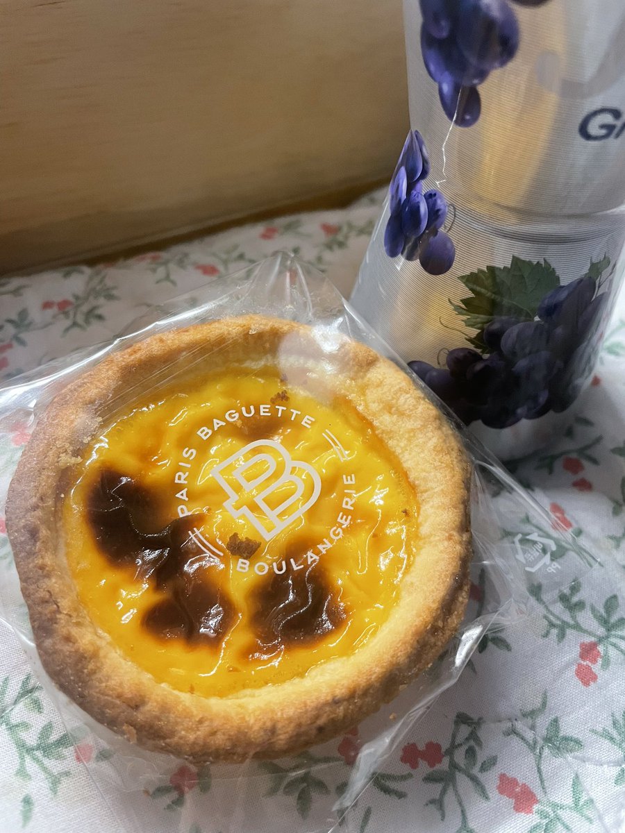 imzero092's tweet image. 오늘 빵을 너무 많이 먹는데;;