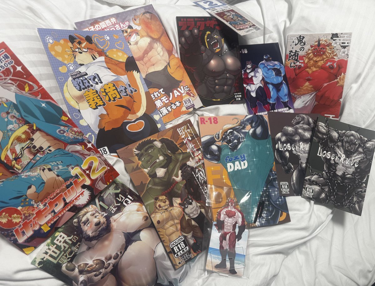 DieselSaurus's tweet image. kemoket haul and signed by @Red_noky 🔥❤️