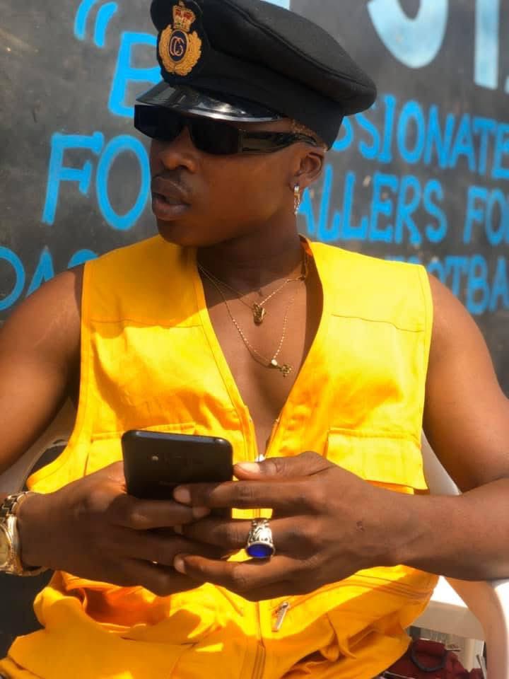 babs_direction's tweet photo. #YellowIsComing https://t.co/8S0590oXZw