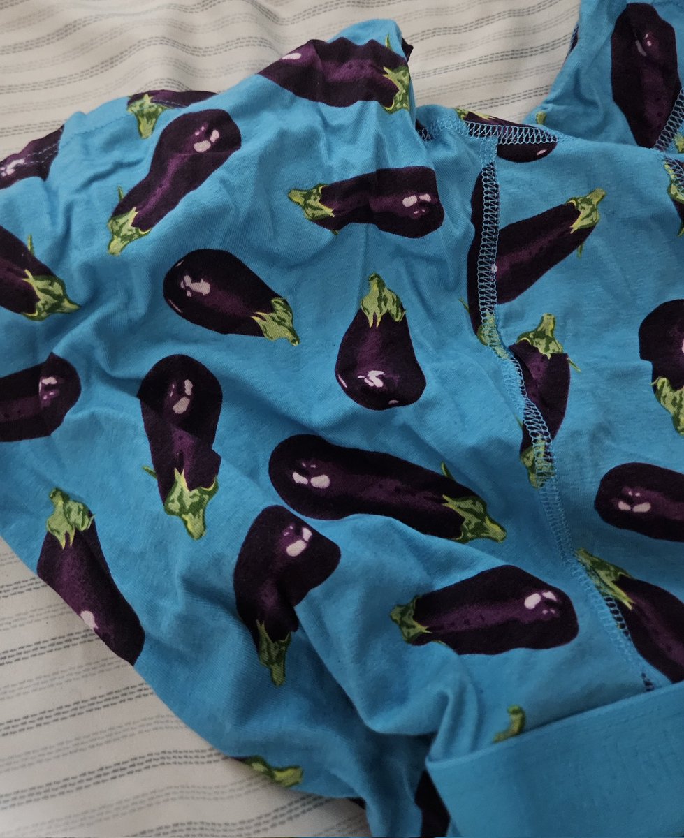 Amo mi bóxer de berenjenas🍆🍆🍆