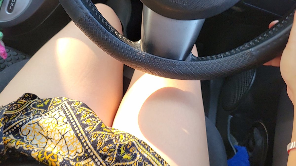 ร้อยเอ็ด --> กาฬสินธุ์
ร้อยเอ็ด --> กาฬสินธุ์ 
ร้อยเอ็ด --> กาฬสินธุ์
ร้อยเอ็ด --> กาฬสินธุ์
4 วันติดเลย
 เอวพี่จะไม่ไหวแล้วนะ
วันนี้คงจบที่หมอนวดตาบอดแน่ๆ😅
รูปไม่เกี่ยวกับเนื้อหานะคะ
แค่กันโล่ง😁