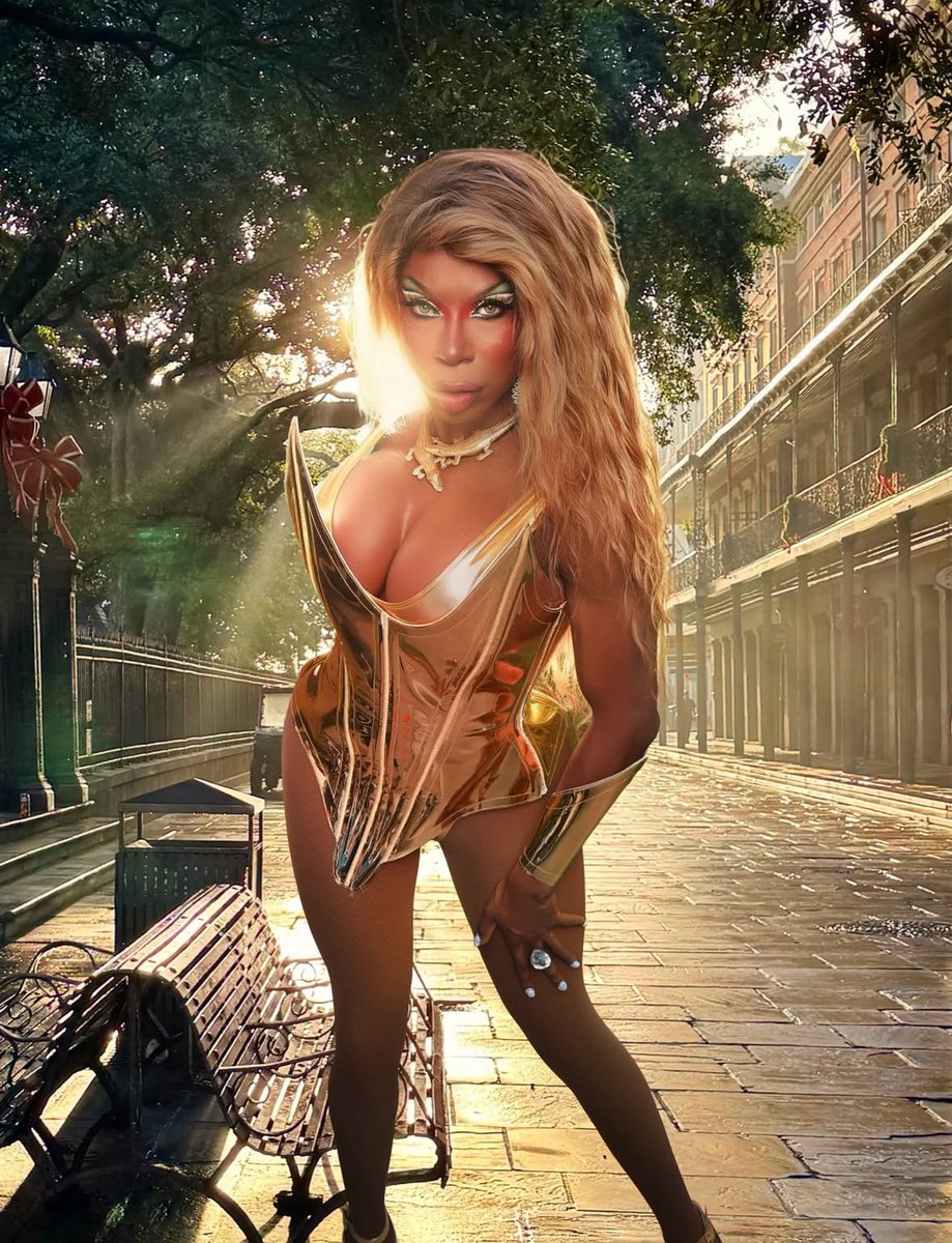 Drag_Crave's tweet photo. ⭐️DAILY DRAG SPOTLIGHT 481⭐️

Laveau Contraire | New Orleans, Louisiana, U.S.

Instagram: https://t.co/KlwAsC0oiL
TikTok: https://t.co/1bPyOf76Ma
Twitter: @LaveauContraire 
Bluesky: https://t.co/bAnEPwe4nj
YouTube: https://t.co/DEy0tjozVK https://t.co/OS7al3PK7R