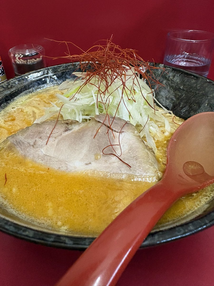 かまやん tweet media