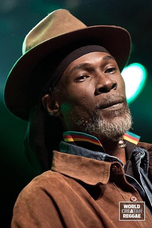 JAH LOVE YOU SHALOM RASTAFARAI H.I.M ❤️💛💚 (@axpap69) on Twitter photo 