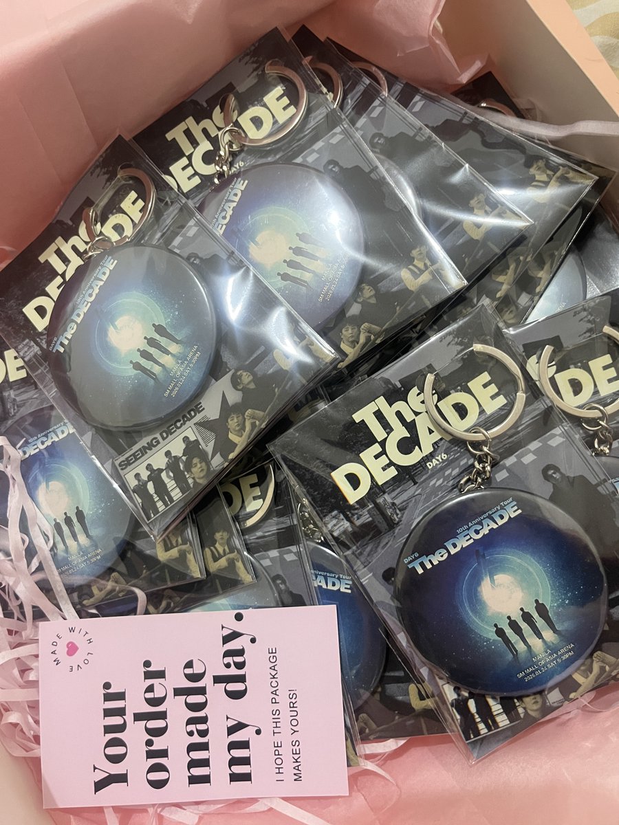 sungjinatarms's tweet image. Day6 The Decade in Manila 

"Pocket Mirror"

fansupport by @sungjinatarms 

💙follow (optional), like and rt
💙strictly 1:1
💙limited quantity
💙open for trade: just DM me
💙location TBA

#TheDECADEinManila #DAY6_10th_Anniversary_Tour #DAY6inManila #DAY6 #데이식스 #The_DECADE