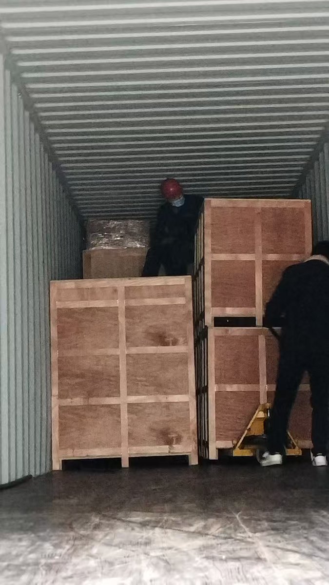 Rhong_leysa's tweet photo. Rhong Already loaded for America Market
Waiting to load next container in few days later
Whatsapp:0086 137 7723 9417
Email：rhong@rhongmachines.com
https://t.co/PuqKBUDiIZ
#PlasticHeavyDutyGranulator
#HeavyDutyPlasticGrinderManufacturers
#RhongMachinery
#RhongMachines
#Rhong https://t.co/OY5MIyMjbQ