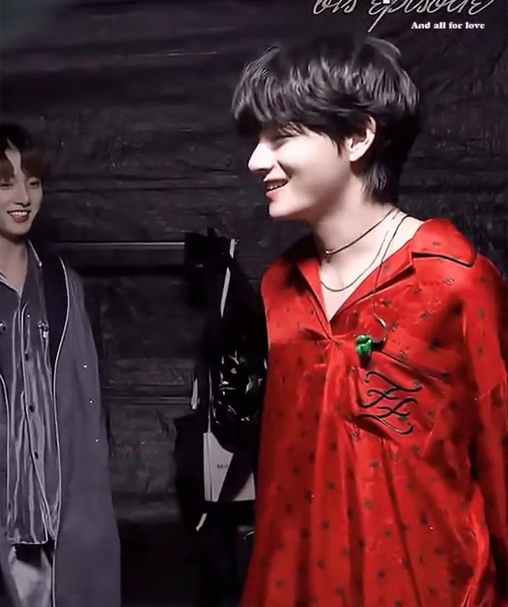 lvthvkook's tweet image. GETTING READY.   TO MAKE HISTORY