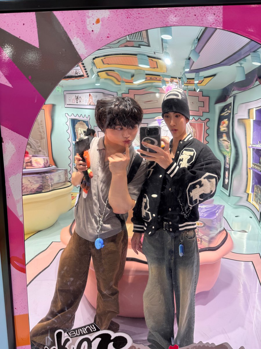 TPST_twt's tweet image. [#LEW] 우리 한빈이형~ 생일 정말정말 추카해~
언제나 건강하고 행복하자! 알라뷰❤
Chúc mừng sinh nhật ~