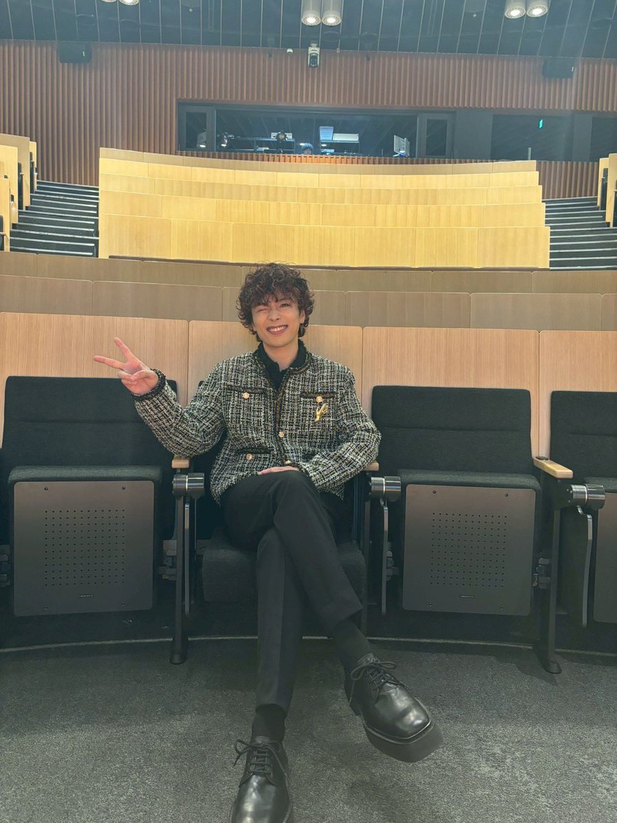 Shogo_Suzuki_'s tweet photo. ファンイベント
Smiling days 2026
2日間4公演。
無事終えました。

ファンの方々と会えて心から満たされた2日間でした。

感謝。

ありがとうございました。 https://t.co/OjszSsxSYV