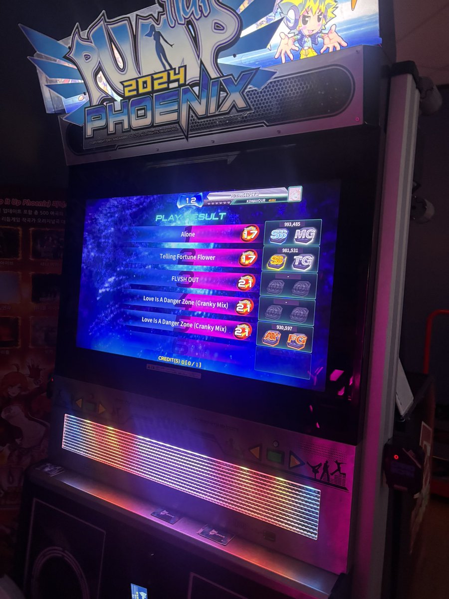 LIADZ S21 CLEAR!! 
Curse is broken! Last 21 I got was in November 💀, felt impossible to close anything out. So joyous to get this!!!! I jump over moon