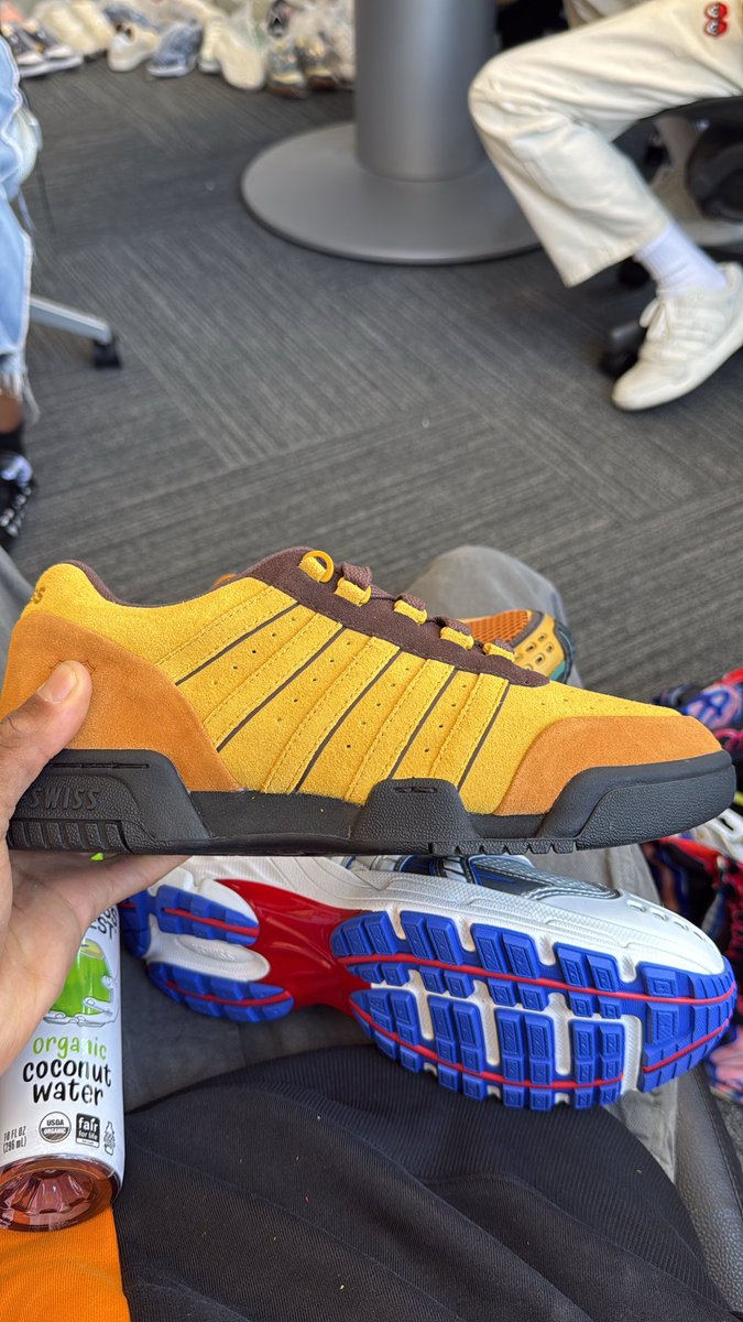 Anwar Carrots tweet media