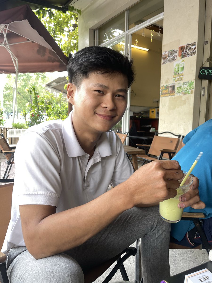 Longhuynh8xLong's tweet photo. Đôi lúc mình chỉ cần một nụ cười tươi thế này la ngày đó đầy năng lượng https://t.co/T7LgsX6wjT