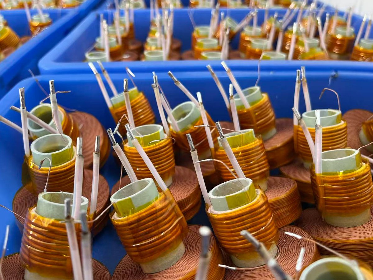 bztrafo's tweet photo. Precision-wound high-voltage transformer for medical equipment. 🔬
DM for custom solutions. ⚡️
https://t.co/xZOqhkFvzy
#MedicalTransformer #HighVoltage #Transformer #MedicalDevice #MedTech #PowerElectronics #BZTRAFO https://t.co/pF095zw8Aw