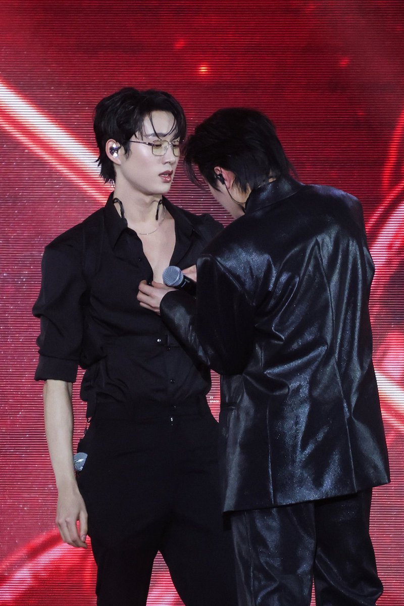 hope_bpn's tweet image. ไม่อยากขออะไรมากเลยน้องเอส อย่าเพิ่งตัดผมได้มั้ย มานมีผลต่อใจมากเลยอะ  ช่วงนี้หนูทนร้อนไปก่อนได้มั้ยลูก  😭😭😭😭😭😭 @EstRvp