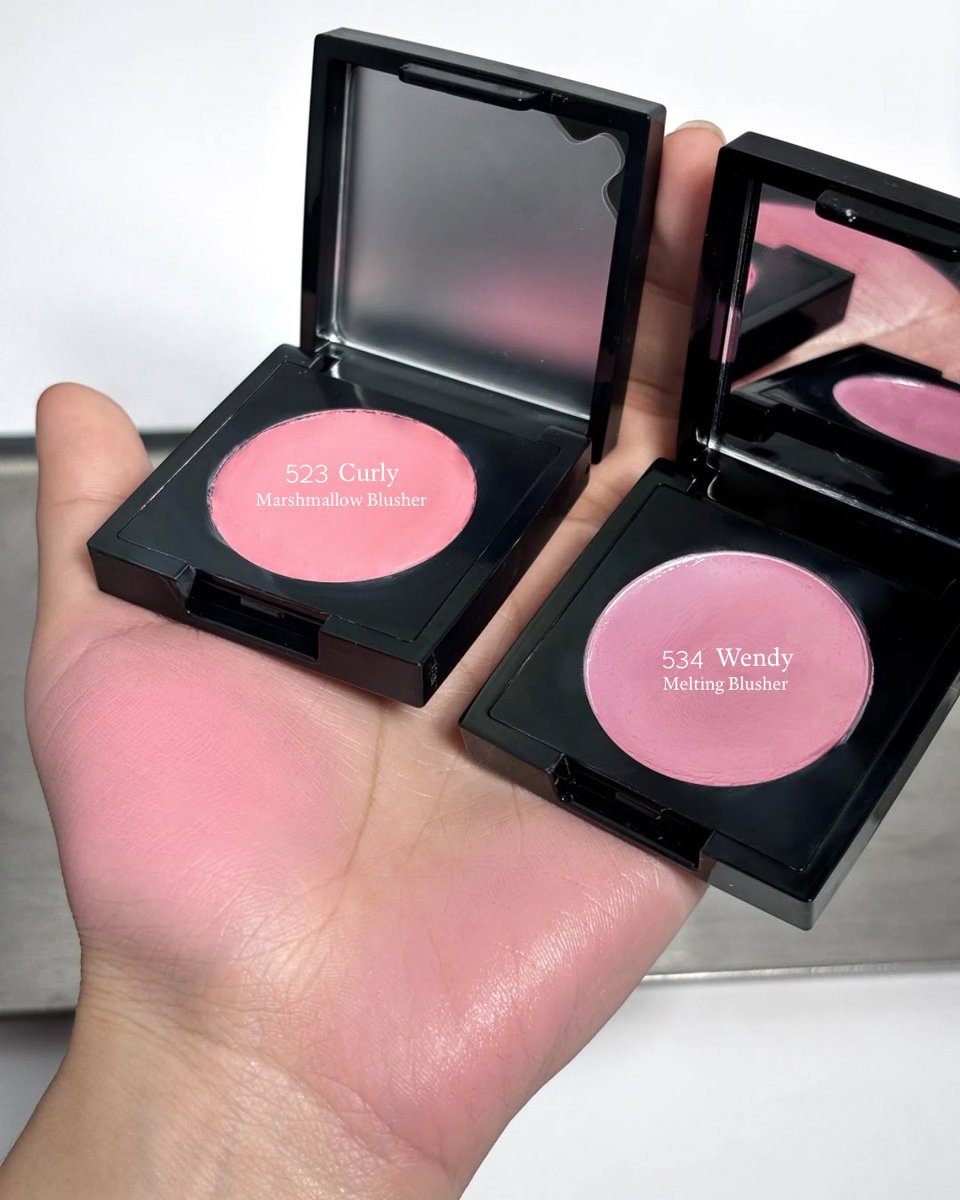 𝑴𝒂𝒓𝒔𝒉𝒎𝒂𝒍𝒍𝒐𝒘 &amp; 𝑴𝒆𝒍𝒕𝒊𝒏𝒈 𝑩𝒍𝒖𝒔𝒉𝒆𝒓
⋆｡˚ คอมโบบลัชหน้าเด็ก ˚ ༘ จดเบอร์ไว้ได้เลยยย🖋️
🎀 523 Curly บลัชเนื้อแป้ง
🎀 534 Wendy บลัชเนื้อครีม
#Dinto #DintoTH