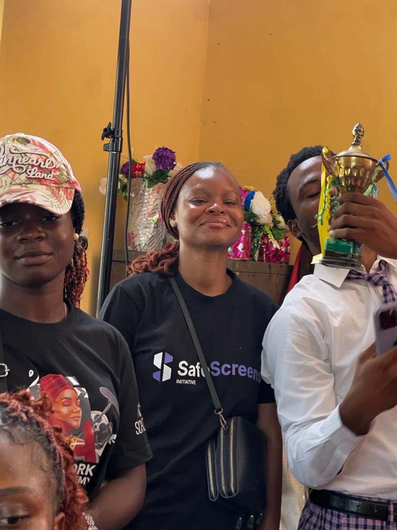 Safe Screens Initiative tweet media