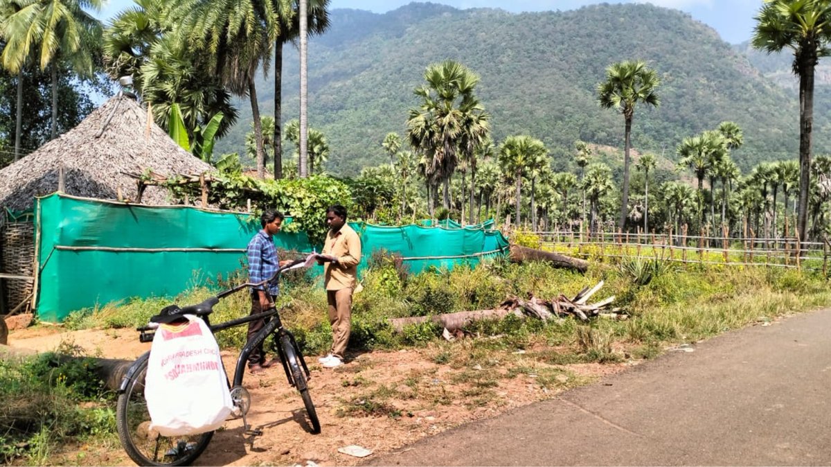 appostalcircle's tweet photo. Where the roads end, our duty begins.
From letters to life-saving medicines, India Post reaches every heart.

#IndiaPost #DakSewaJanSewa #ServingTheUnserved #TribalIndia #RemoteAreas #AndhraPradeshCircle #DeliveringTrust https://t.co/rJg2zM2dVs