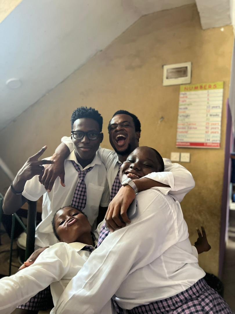 Safe Screens Initiative tweet media