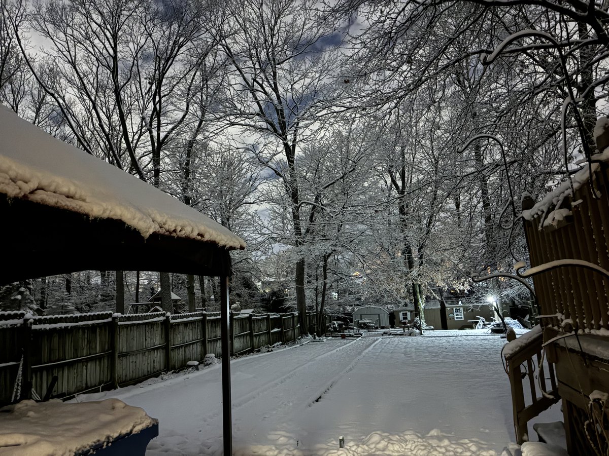 Quite beautiful and cool - night mode w/snow at 12 am looks like 5 pm.