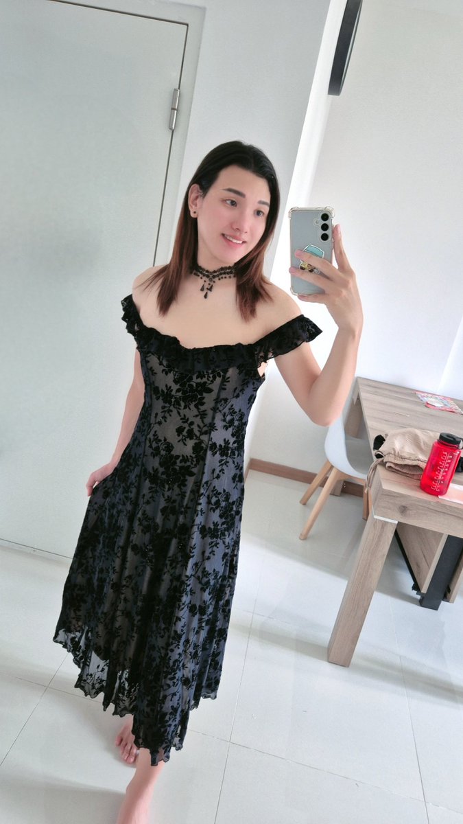 Skylar Pow tweet media