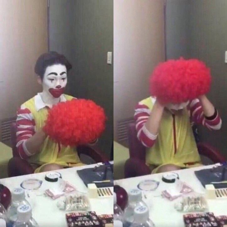 shineefiles's tweet image. GETTING READY                      TO MAKE HISTORY