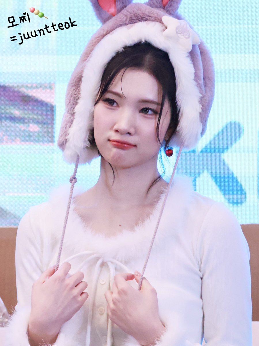 juuntteok's tweet image. 260118 Shanghai
KMStation Fansign

왜 이렇게 귀여워 ㅠㅠ
#JUUN #주은 
#Hearts2Hearts #하츠투하츠