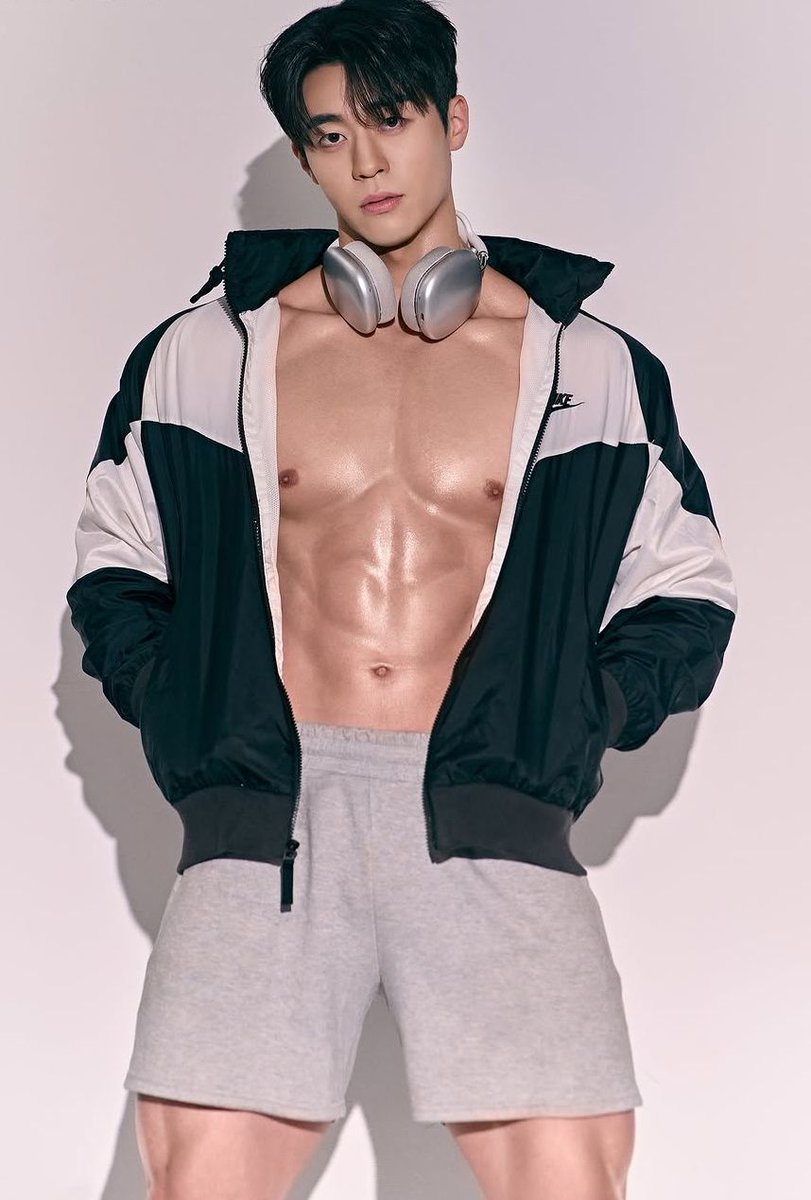 Beauty of Asian Male tweet media